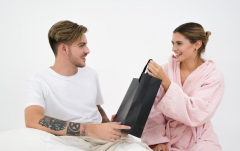 怎麽樣去挽廻女朋友 女朋友說不愛了怎麽挽廻