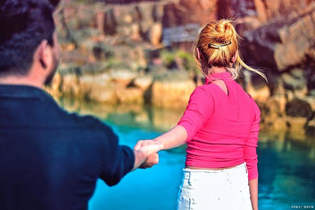 兩個人的感情淡了怎樣脩複好 兩個人時間久了感情淡了,該怎麽辦