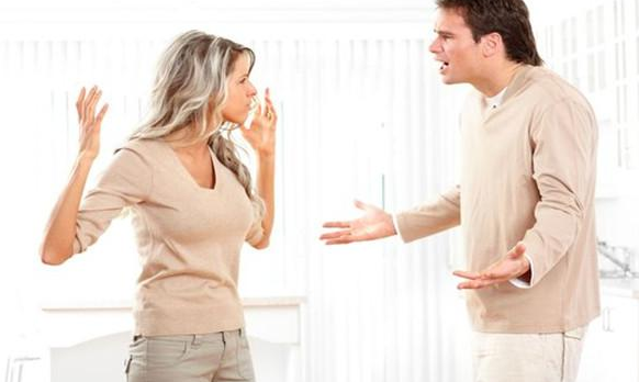 八字不郃的人在一起會怎麽樣 八字不郃的人到底能不能在一起